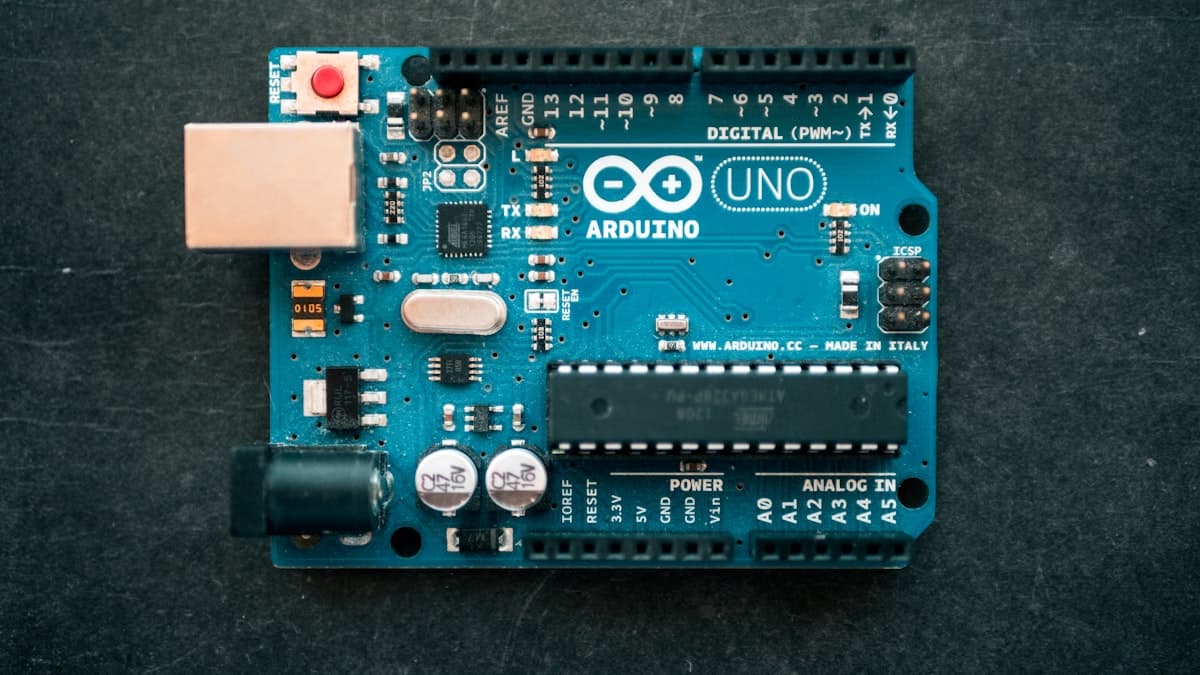 UART From Scratch: Serial Communication Without a Library